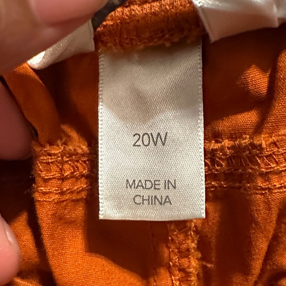 CJ Banks Orange Capris with Pockets - Picture 8 of 8
